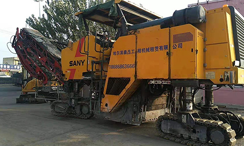 銑刨機